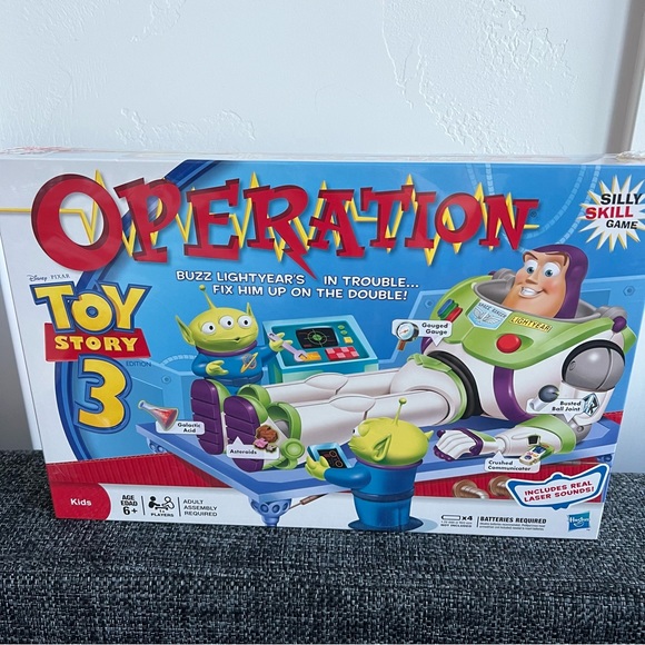 NIB Toy Story 3 Operation Buzz Lightyear - Picture 3 of 8